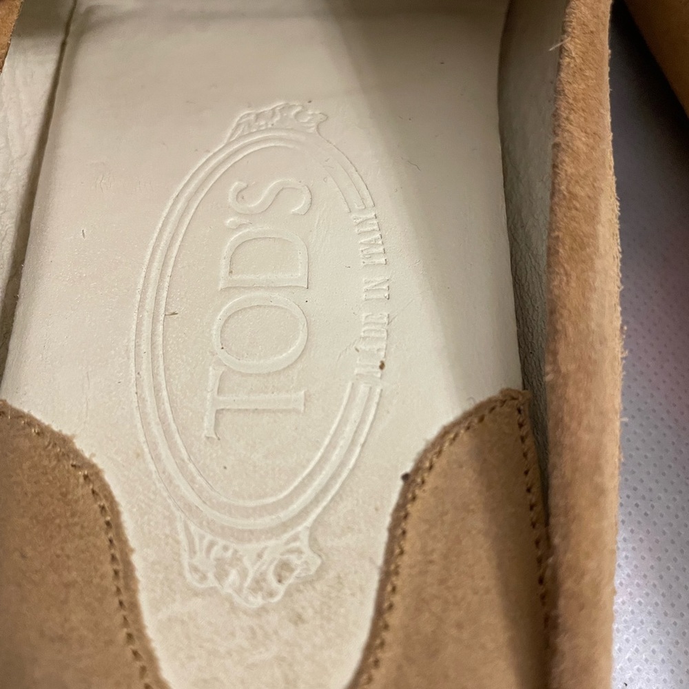Authentic Tod’s flats - Picture 3 of 11
